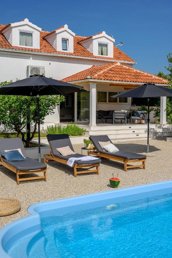 Villa Bellezza Milna  Zewnętrze zdjęcie